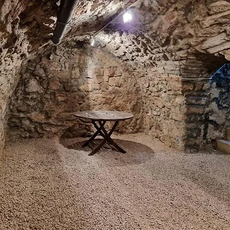 A Cozy Warm House With A Private Yard Ultra Center Chisinau